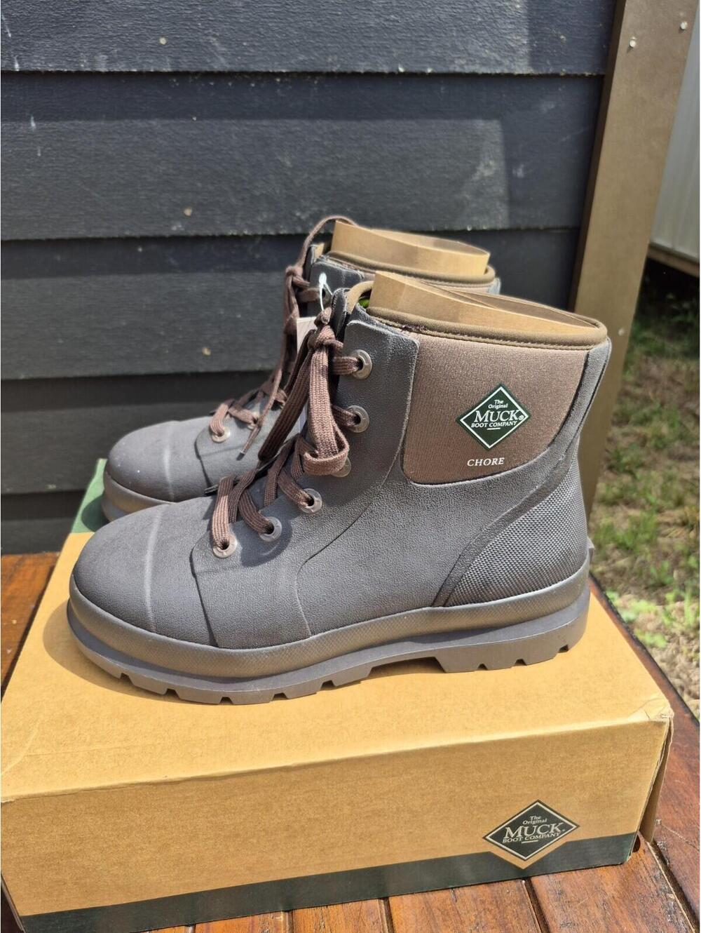 MUCK BROWN CHORE CLASSIC Boots Versatile Comfort & Style Size 8 Mens 9 Wmn $140